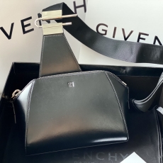 Givenchy Waist Chest Packs